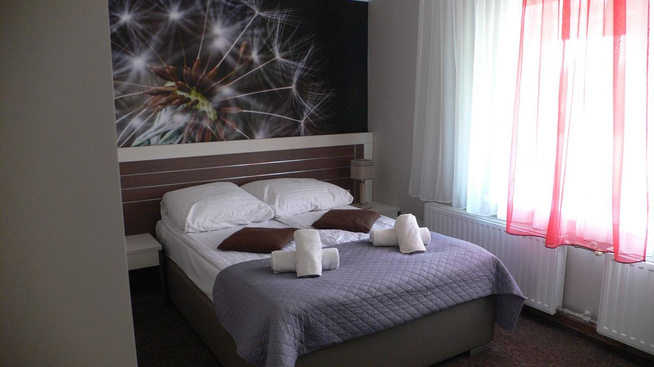 Motelis Bu-Bu Plavinas ภายนอก รูปภาพ